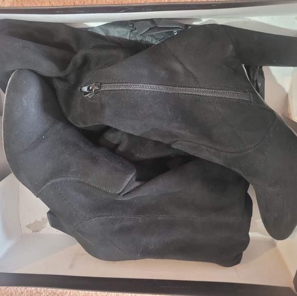 Black Suede over the knee boots - Picture 3 of 4